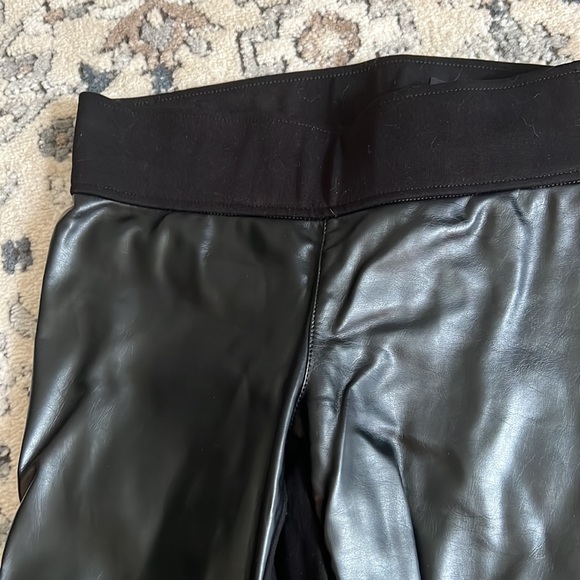 Club Monaco faux leather leggings - Picture 4 of 6